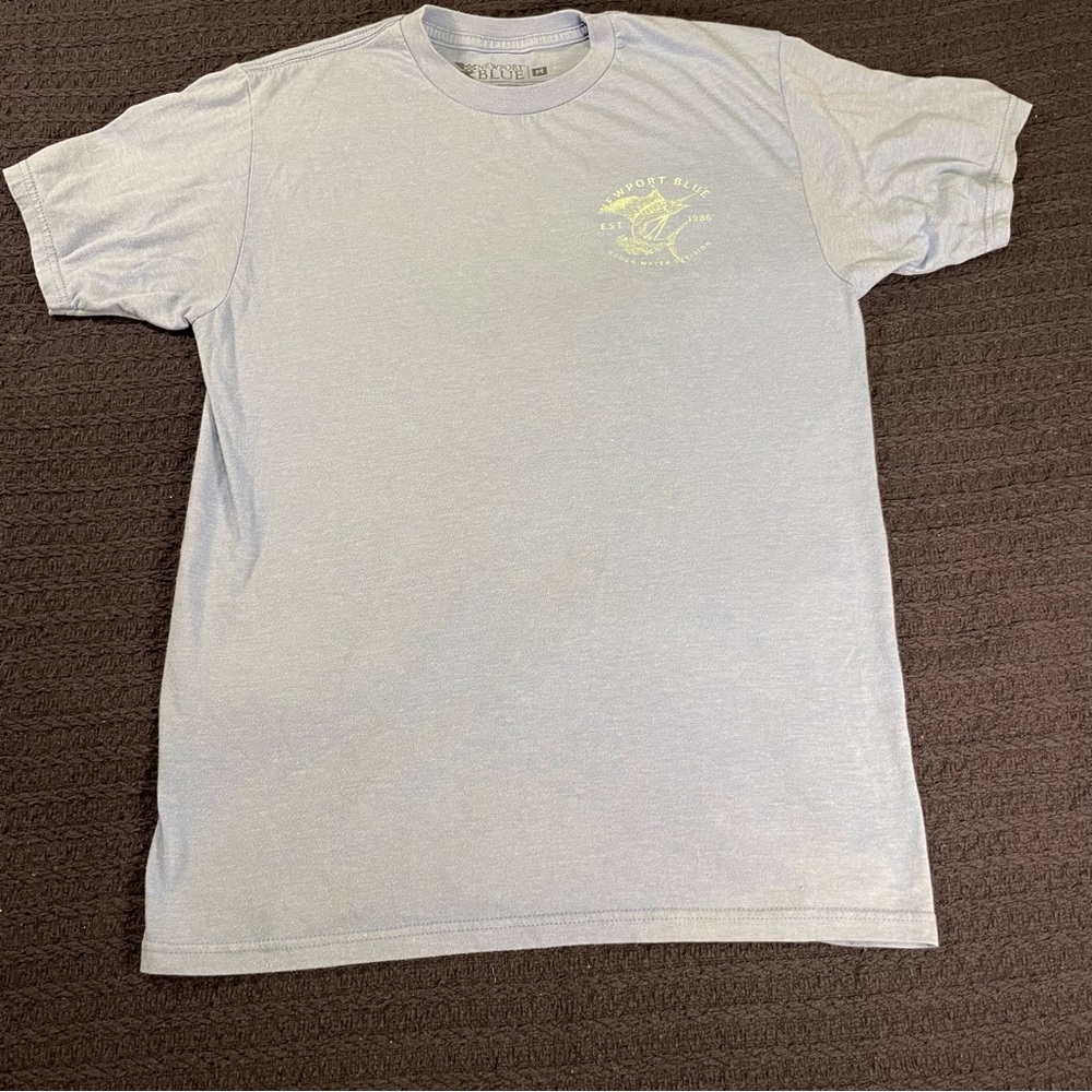 Newport Blue Marlin Graphic Tee Men’s Medium – Rough Water Division